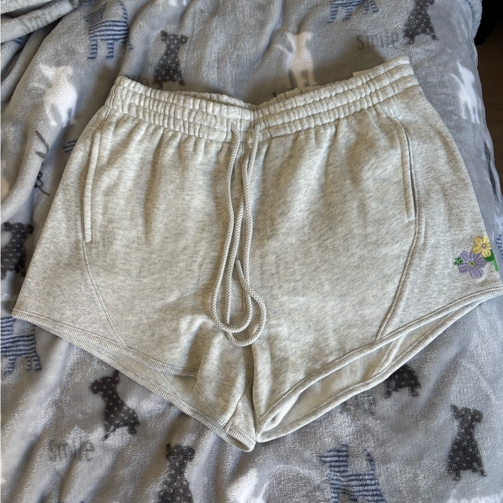 VS PINK Ivy fleece curved hem shorts